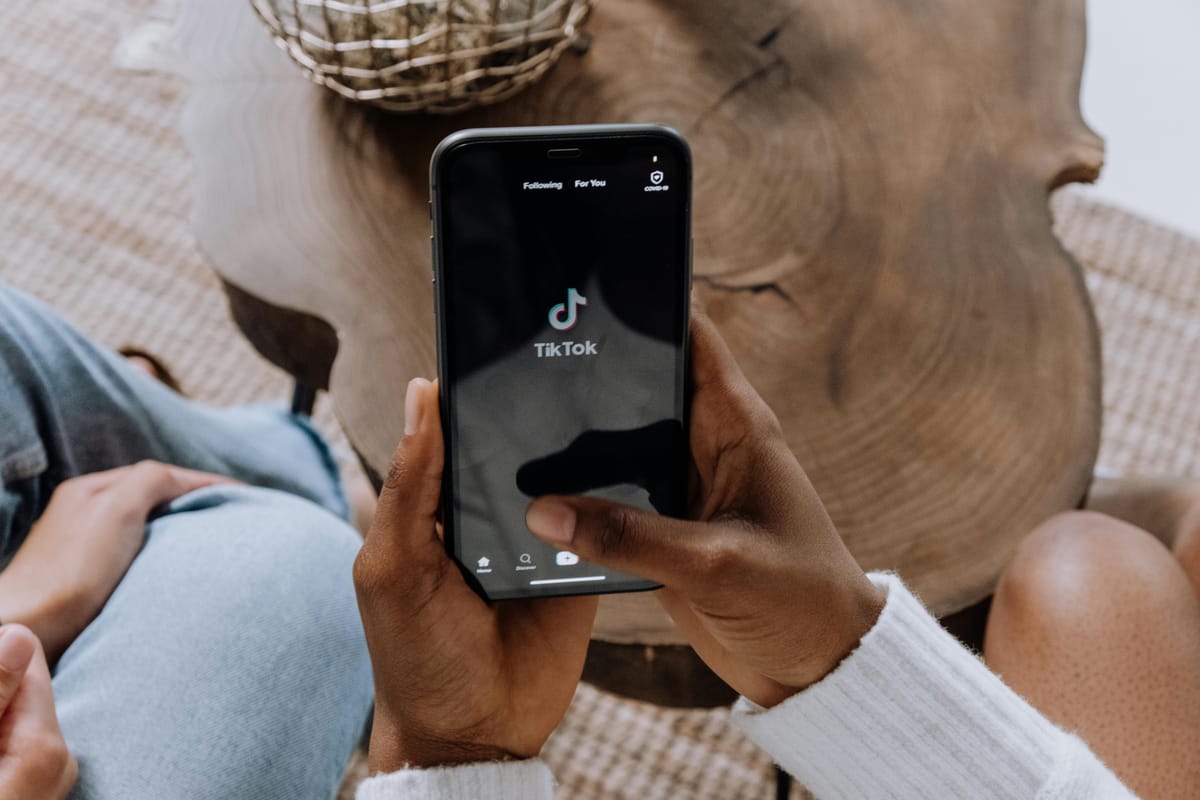 How to Survive TikTok Health Advice (Without Ending Up on WebMD at 3 AM)