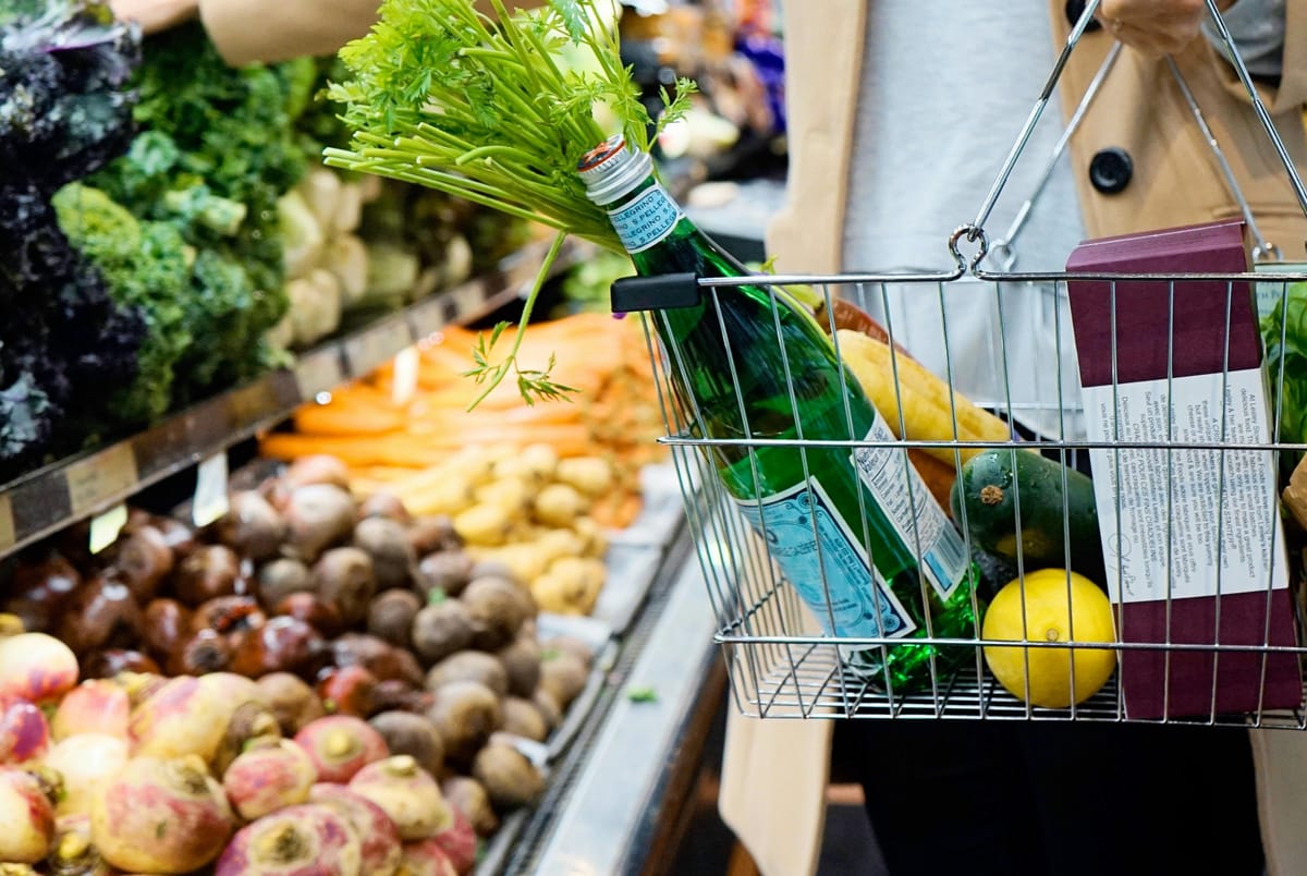 Smart Grocery Shopping for Busy Women
