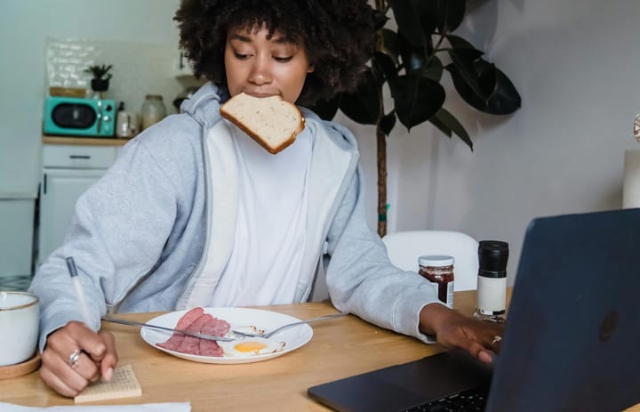 How to Eat Healthy in College Without Spending Too Much